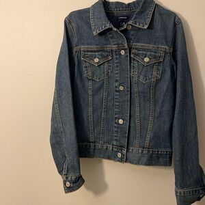 GAP Denim Jean Jacket women’s. Size S
